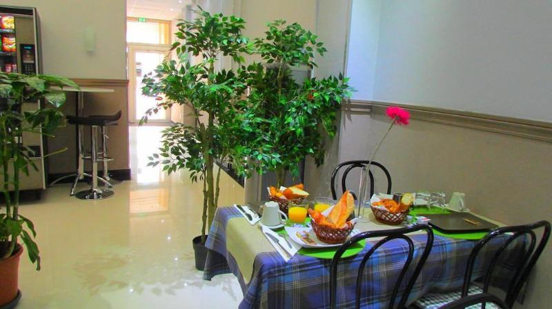 Hotel De Choisy Paris Bagian luar foto