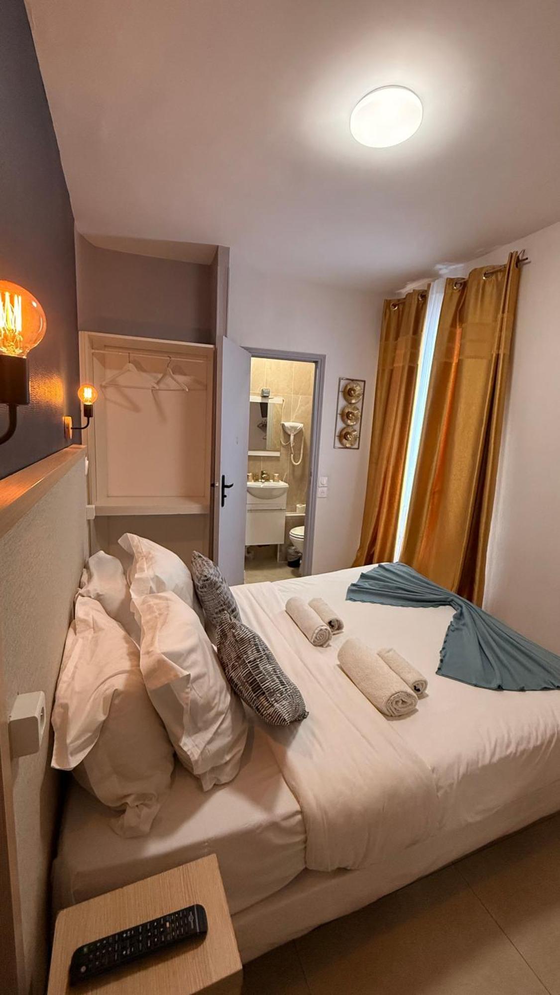 Hotel De Choisy Paris Bagian luar foto