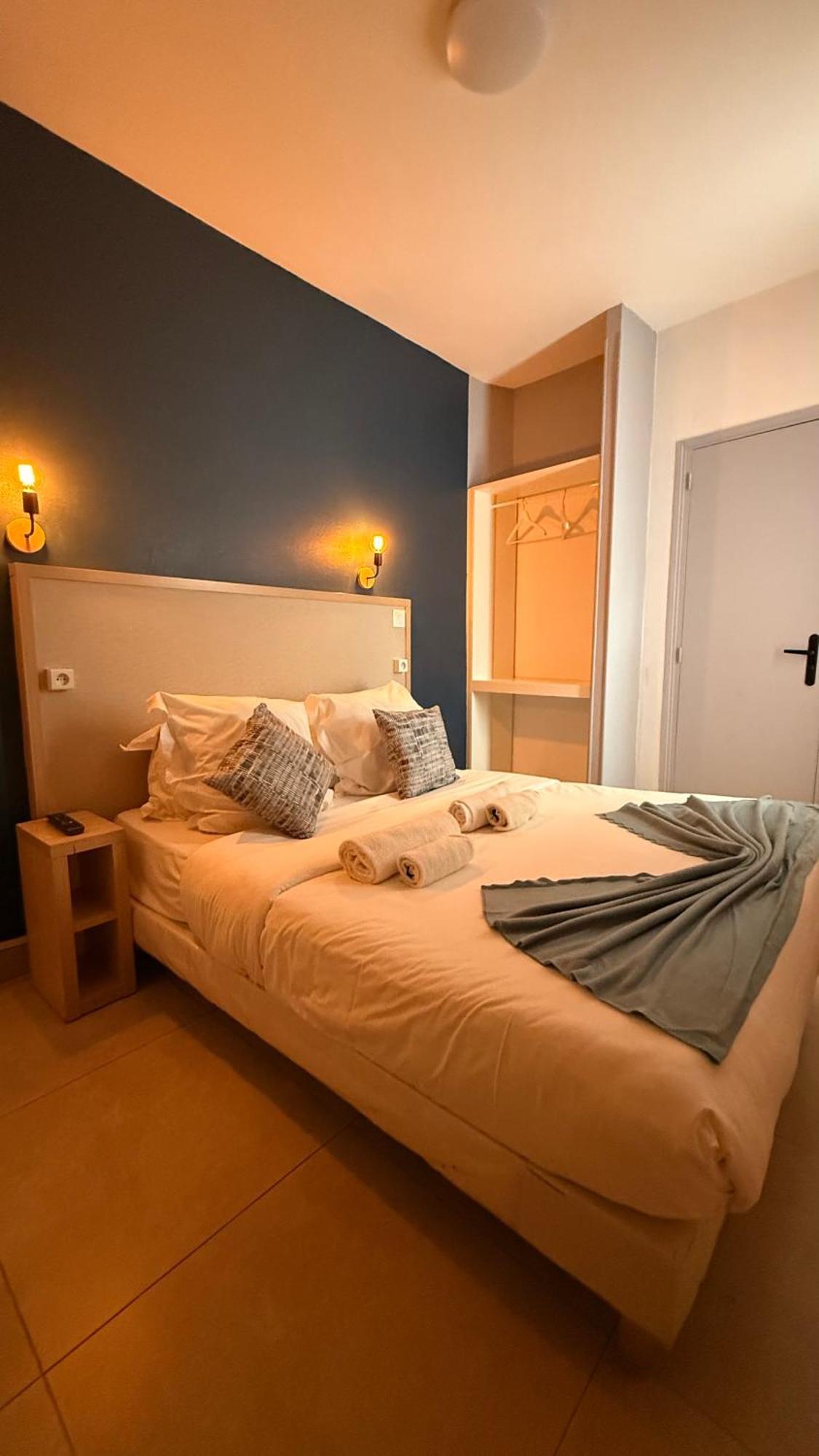 Hotel De Choisy Paris Bagian luar foto
